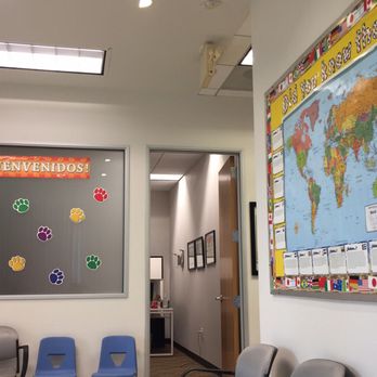 LangoKids - Irvine - Waiting area is spacious, inviting  and we'll lit - Language Schools Near Me - Irvine, California