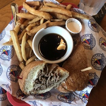 Tides Tavern - Pubs Near Me - Gig Harbor, Washington
