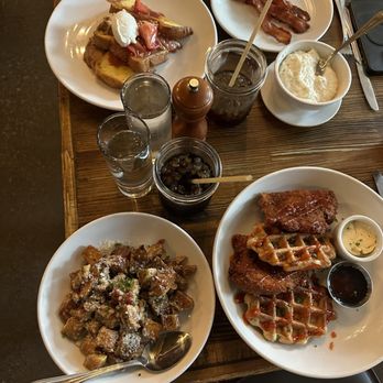 Repeal 33 - Chicken and waffles, potatoes with bacon, French toast and grits - Bars Near Me - Savannah, Georgia Repeal 33 - Chicken and waffles, potatoes with bacon, French toast and grits - Bars Near Me - Savannah, Georgia