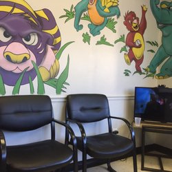 Mavis Discount Tire - Cute comfy waiting area for me and my daughter.