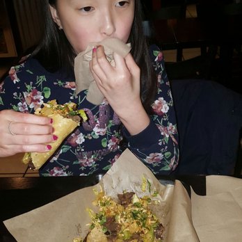 Del Seoul - Korean Near Me - Chicago, Illinois
