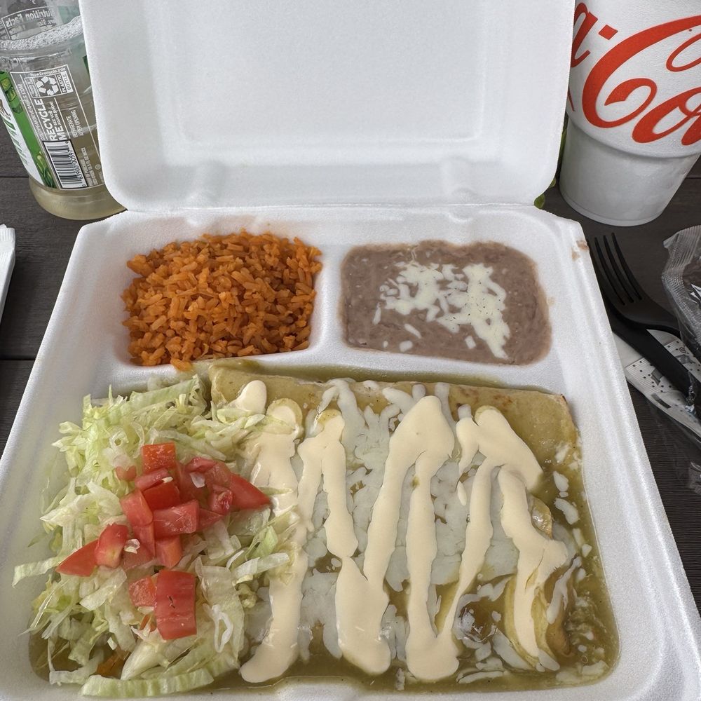 Green Chicken Enchiladas Green Chicken Enchiladas