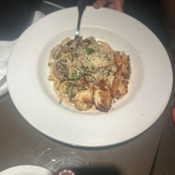 Bistro Casanova - Angel Hair With Shrimp - Mediterranean Near Me - Kahului, Hawaii