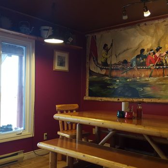 Voyageurs Lodge and Cookhouse - Sweet Canadian decor!! - Canadian (New) Near Me - Batchwana, Ontario