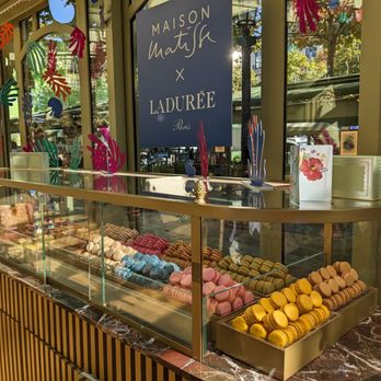Ladurée - Macarons Near Me - Paris, 75 Ladurée - Macarons Near Me - Paris, 75