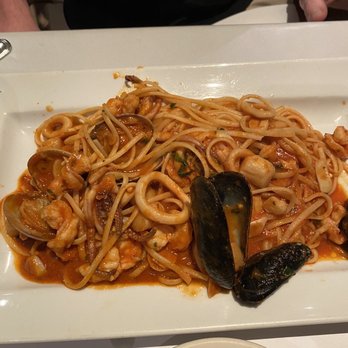 Celestino Restaurant - Seafood linguini - Italian Near Me - Pasadena, California