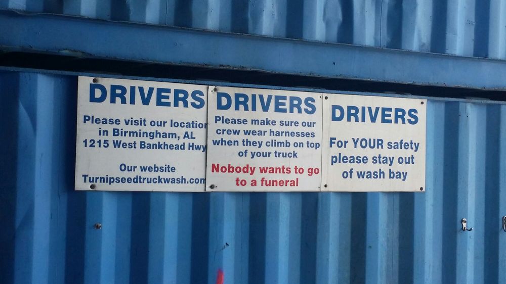 TURNIPSEED TRUCK WASH Updated August 2024 256 England Rd, Lincoln