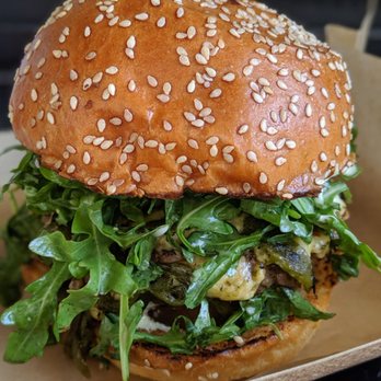 Resident - Burger - Cocktail Bars Near Me - Los Angeles, California