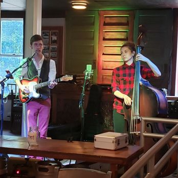 Old Town Public House - Enjoying music by the Hi-Flyes! - Pubs Near Me - Cornelius, North Carolina