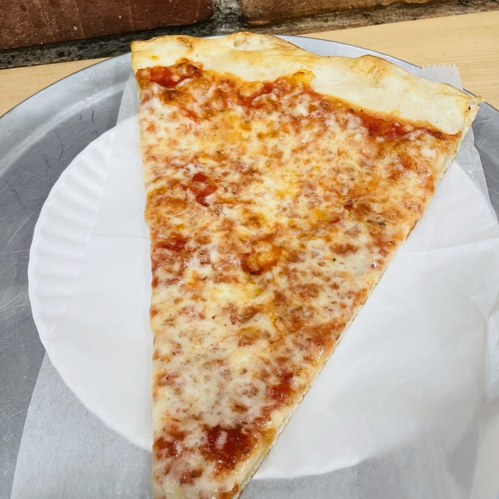 New york Sals Pizza 2 - Cheese pizza - Pizza Near Me - New York, New York New york Sals Pizza 2 - Cheese pizza - Pizza Near Me - New York, New York