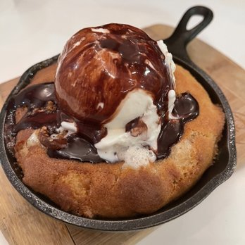 Spot Dessert Bar - Cookie camp - Desserts Near Me - Flushing, New York