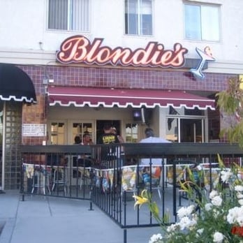Blondie's - Dive Bars Near Me - Long Beach, California