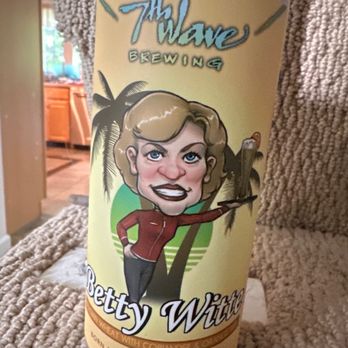 7th Wave Brewing - Betty Witte - Belgian Witte with Coriander & Coconut - Breweries Near Me - Medfield, Massachusetts