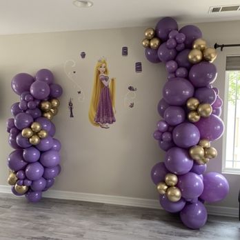 Busy Bees Event Planning - Ballon garland and backdrop - Balloon Services Near Me Busy Bees Event Planning - Ballon garland and backdrop - Balloon Services Near Me