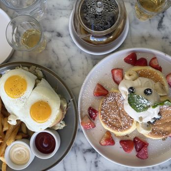 Flipper's - Pancakes Near Me - West Hollywood, California Flipper's - Pancakes Near Me - West Hollywood, California