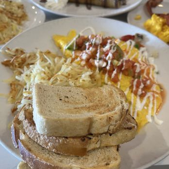 Broken Yolk Cafe - The Mom Omelet - Breakfast & Brunch Near Me - Chula Vista, California Broken Yolk Cafe - The Mom Omelet - Breakfast & Brunch Near Me - Chula Vista, California