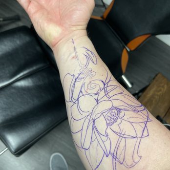 Blood Moon Tattoo - Stencil - Tattoo Near Me - Kenvil, New Jersey Blood Moon Tattoo - Stencil - Tattoo Near Me - Kenvil, New Jersey