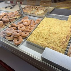 Bäckerei Matthes - Kuchen und Pfannkuchen