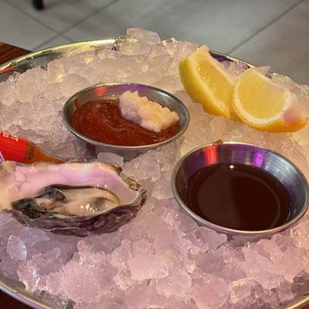 STK Steakhouse - Happy Hour Oyster - Bars Near Me - Washington, DC, District of Columbia STK Steakhouse - Happy Hour Oyster - Bars Near Me - Washington, DC, District of Columbia