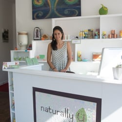 Naturally U Body & Soul - Naturally U reception desk