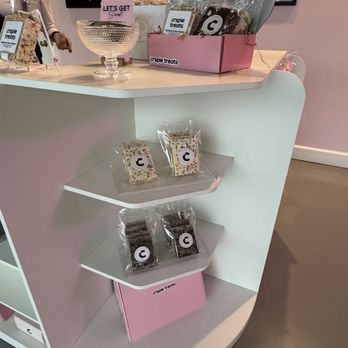 Crspie Treats - Varieties of Rice crispy treats 5.12.26 - Desserts Near Me - Anaheim, California Crspie Treats - Varieties of Rice crispy treats 5.12.26 - Desserts Near Me - Anaheim, California
