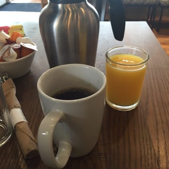 First Watch - Breakfast & Brunch Near Me - North Miami Beach, Florida