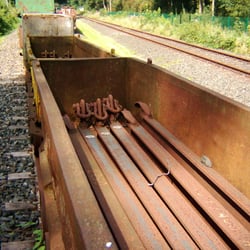 Muttenthalbahn - Es wurde nicht nur Kohle in den Waggons transportiert, wie man hier sieht.