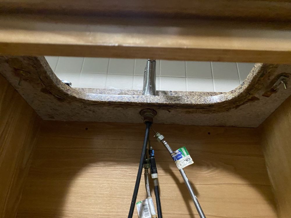 Slide of E The Plumber & Heating