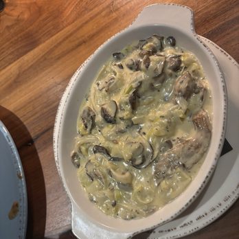 Silo Modern Farmhouse - - Creamy Leeks & Wild Mushrooms - New American Near Me - Lenexa, Kansas Silo Modern Farmhouse - - Creamy Leeks & Wild Mushrooms - New American Near Me - Lenexa, Kansas