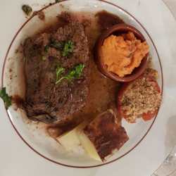 Auberge la Coquille - Bon rapport qualité prix. Bon accueil. Menu à 23€;a 19,90€; 15,90€ rajouter 3€ pour supp fromage epoisse.