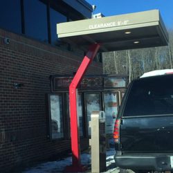 Wendy's - Wendy's of Franklin -- 505 West Central Street / Route 140, Franklin            Drive Thru