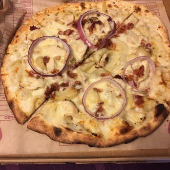 MOD Pizza - Pizza with red onion, "roasted" garlic, white sauce, chicken, bacon, asiago cheese and mozzarella - Pizza Near Me - Bloomingdale, Illinois MOD Pizza - Pizza with red onion, "roasted" garlic, white sauce, chicken, bacon, asiago cheese and mozzarella - Pizza Near Me - Bloomingdale, Illinois