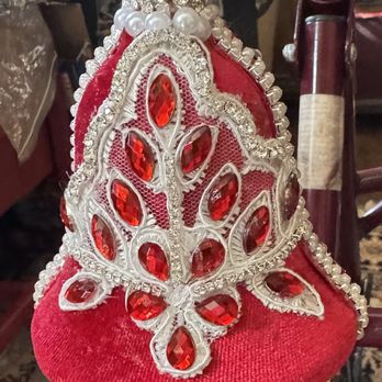 Palladian Consign And Design - Red velvet bell with lace trimmed in Rhinestones and jewels - Used, Vintage & Consignment Near Me - Ridgeland, Mississippi Palladian Consign And Design - Red velvet bell with lace trimmed in Rhinestones and jewels - Used, Vintage & Consignment Near Me - Ridgeland, Mississippi
