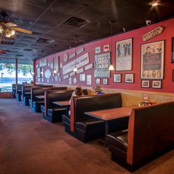 Woody's Bar-B-Q