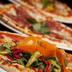 La Pizzeria