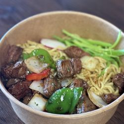 An Noodles and Pho - Garlic Noodles And Shaken Fillet Mignon