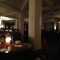 Bar Rouge - Nice atmosfere, No noise, Many sofas, good cocktails. Great lounge