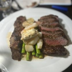 Bijou Restaurant - Steak done to perfection.