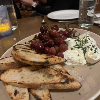 La Plazuela - Burrata, Balsamic Glazed Grapes, Toast: Tasty - New American Near Me - Santa Fe, New Mexico