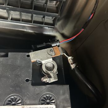 Caliber Collision - Battery terminal is not even connected fully. - Body Shops Near Me - Chino, California