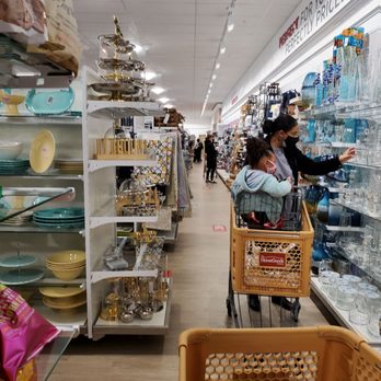 HomeGoods - A lot of goods - Home Decor Near Me - Tukwila, Washington HomeGoods - A lot of goods - Home Decor Near Me - Tukwila, Washington