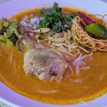 E-Jae Pak Mor - Khao Soi Chaing Mai with chicken - Thai Near Me - Seattle, Washington