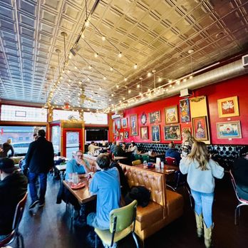 MartAnne's - Dining room - Breakfast & Brunch Near Me - Flagstaff, Arizona