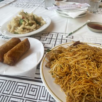 Triple Crown Restaurant - Steak Chiu Chow Beef Flat Rice Noodle Chicken egg rolls and Spicy Herb Calamari - Dim Sum Near Me - Chicago, Illinois Triple Crown Restaurant - Steak Chiu Chow Beef Flat Rice Noodle Chicken egg rolls and Spicy Herb Calamari - Dim Sum Near Me - Chicago, Illinois