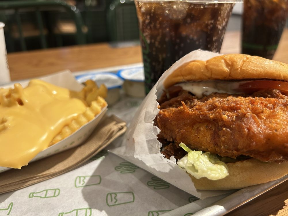 Food from Shake Shack Redlands