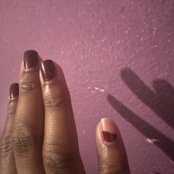 LexiLexis Nails Spa Kroger - Nail Salons Near Me - Pearland, Texas