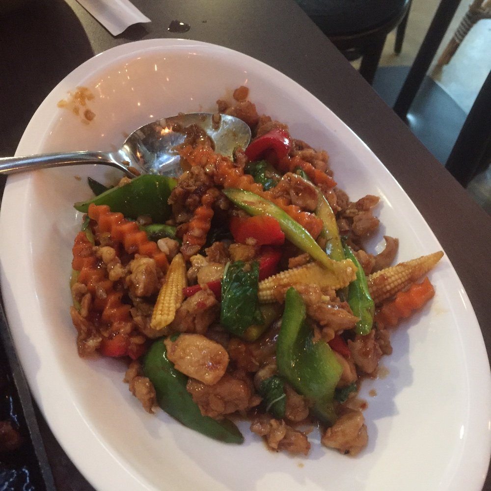 Merchant Society - Chicken& Vegetable Dish - Restaurants Near Me - Docklands, VIC