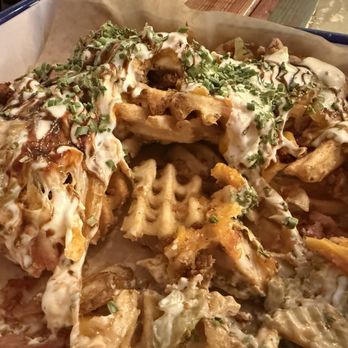 Treylor Park - Chicken Treylor Park Nachos Grande - New American Near Me - Savannah, Georgia