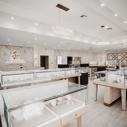Lee Ann's Fine Jewelry - Lee Ann's Fine Jewelry New Showroom