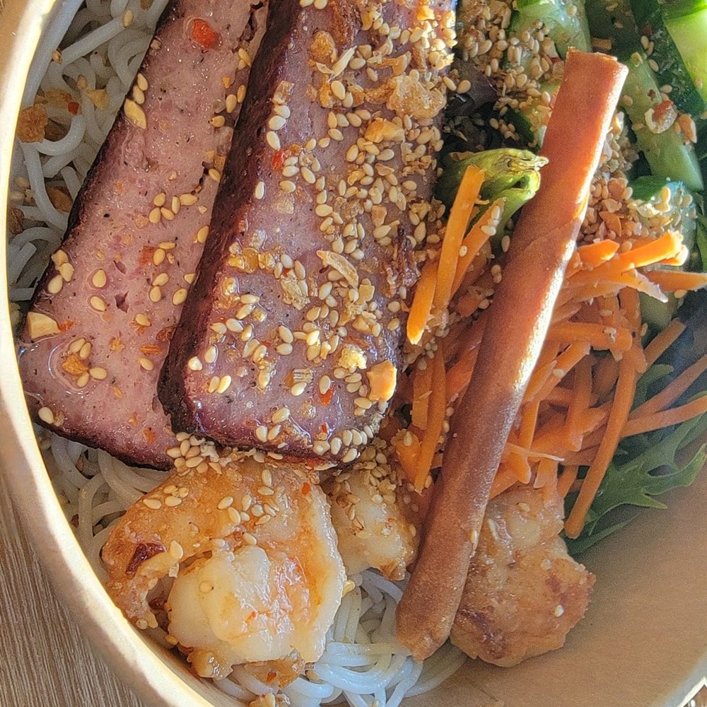 Rice Bowl with Noodle, Shrimp and Nem Rice Bowl with Noodle, Shrimp and Nem